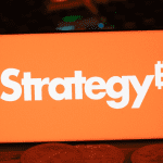 Strategy achète pour 216,5 millions d'euros en bitcoin et détient désormais 818 334 BTC