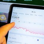 Le cours de l'Ethereum sous pression, les analystes mettent en garde contre une baisse