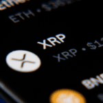 XRP poursuit son envol après une nuit hors norme marquée par une chute spectaculaire